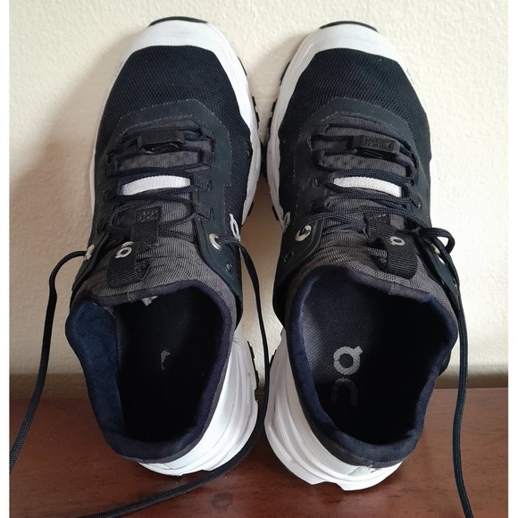 women's On Cloud running shoes sz 7-INNER SIDE DAMAGE - Picture 7 of 10